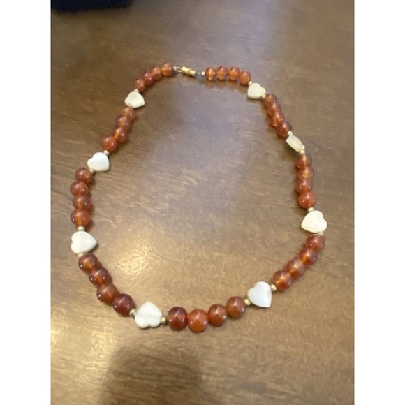 16" orange/brown beads with shell hearts necklace - Picture 2 of 5